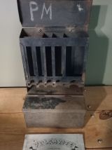 Ancien distributeur de rustine " VULCAVITE "
