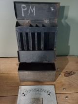 Ancien distributeur de rustine " VULCAVITE "