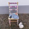 Chaise vintage en bois Alice in Wonderland