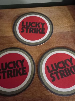  sous bock vintage  " LUCKY STRIKE "  USA