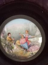 Ancienne Miniature sur ivoire " LA SURPRISE "
