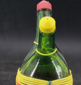 Ancien huilier vinaigrier scoubidou 