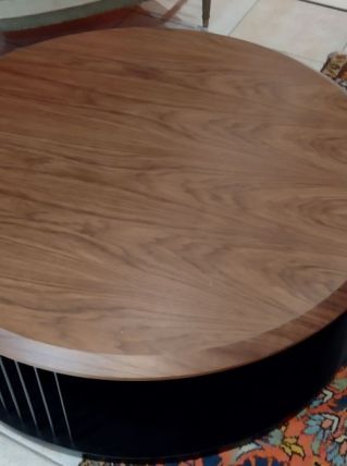 Table basse plateau noyer laqué marque WEWOOD