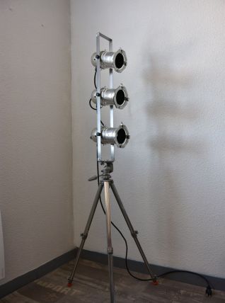 Lampe originale projecteur de scène