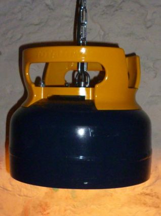 SUSPENSION  -  BONBONNE DE GAZ -
