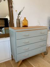 Commode vintage