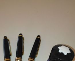  3 Stylos Mont Blanc et encrier 