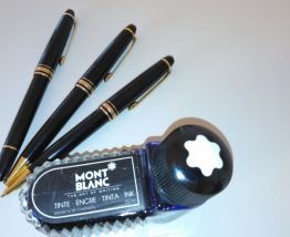  3 Stylos Mont Blanc et encrier 