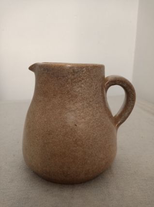 Pot à lait grès signé