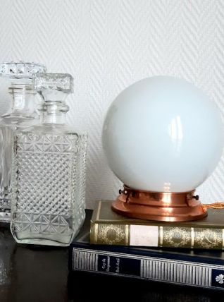 Lampe à poser opaline art déco 