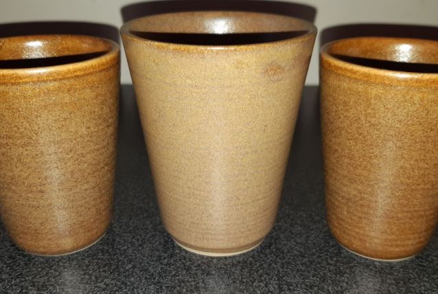 3 verres en grès