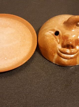 Cloche à fromage ou beurre en grès