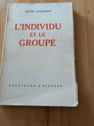 L individu et le groupe 