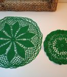 Lot de 2 napperons crochetés main, coton vert