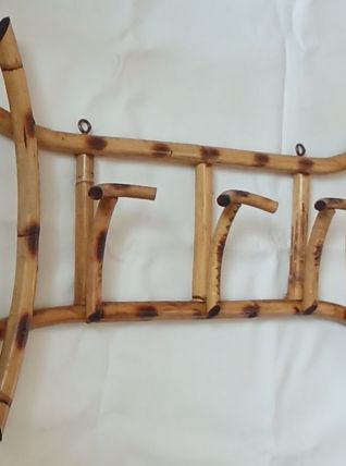 Porte-manteau en bois