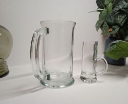 2 vases en verre translucides et lourds