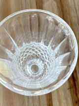 Petit vase tulipe en cristal d'Arques