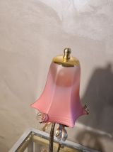 lampe fer forgé de 1920 a 30, avec patine or  avec jolie tul