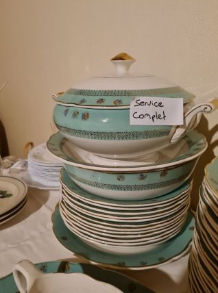 SERCICE DE TABLE COMPLET     1945/1955