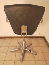 Deux sièges de coiffeur professionnel 100 €