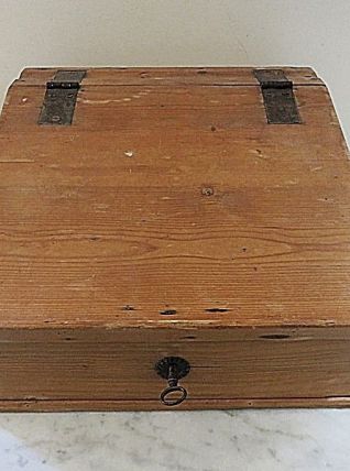 ECRITOIRE ANCIEN EN BOIS