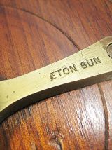 MOULINET EN ACAJOU ETON GUN