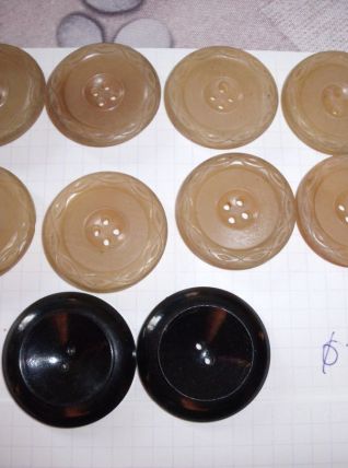 BOUTONS