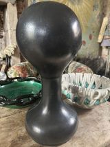 Porte chapeau seventies noir visage alien 