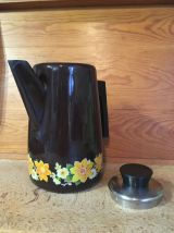 Cafetière émaillée vintage marron fleurs orange et jaunes