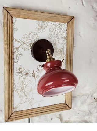 Applique avec opaline rouge