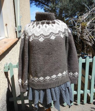 PULL NORVEGIEN T 42-44 QUASI NEUF DALE OF NORWAY GRIS MARRON