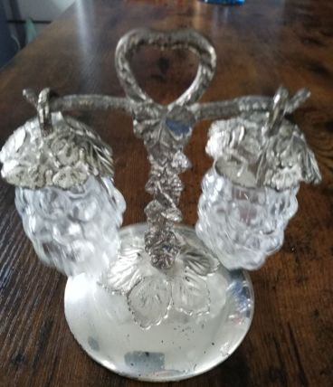 Ancien saleron en métal argenté et verre soufflé 