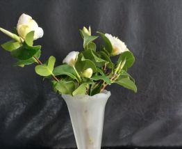 Ancien saleron en métal argenté et verre soufflé 