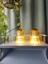 Duo lampes tulipes verre cannelé doré