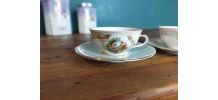 Duo de tasses en porcelaine nacrée