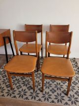 Quatre chaises vintage
