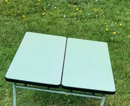 Table d'écolier en formica 