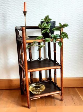 Etagère en rotin sur pieds, vintage 1960 