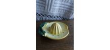 Presse agrumes citron en barbotine