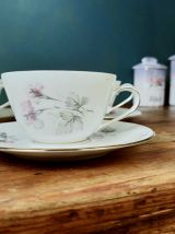 Quatre tasses de porcelaine de Bavière