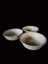 Lot de pièces de vaisselle à dinette