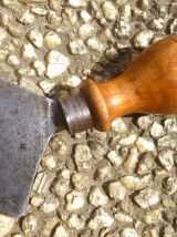 hachoir ancien a main JH GIRARD , vintage