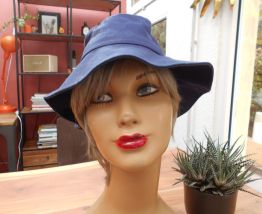 BOB BLEU MARINE T 59 COTON POLYESTER NEUF 