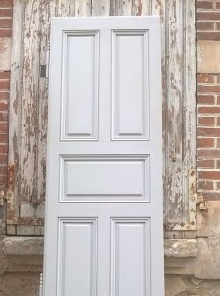  Porte moulurée