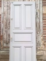  Porte moulurée
