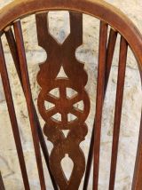 Paire de chaises anglaises Windsor wheelback rares
