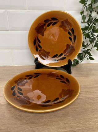 Set de 2 assiettes en faïence de St Amand