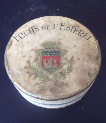 Boite ancienne en métal