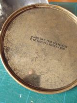 Boite ancienne en métal
