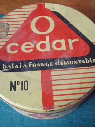 Boite ancienne en métal
